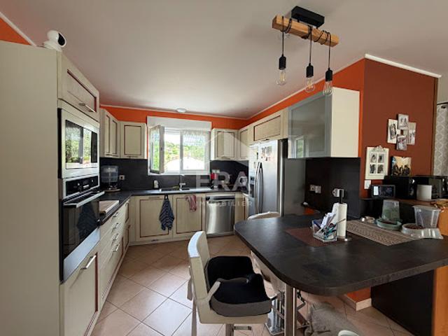 Vente Maison 4 pièces 97 m2 Léguillac de l'Auche