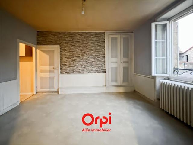 Vente Maison 4 pièces 97 m2 Montmarault