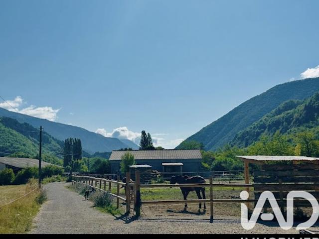 Vente Maison 4 pièces 148 m2 Entrevaux
