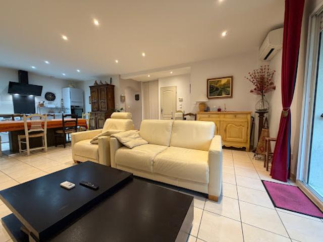 Vente Maison 4 pièces 99 m2 Jonquieres