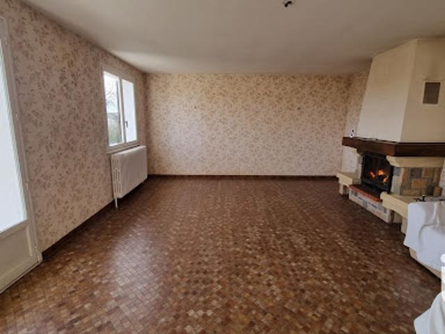 Vente Maison 4 pièces 99 m2 Saint Jean Froidmentel