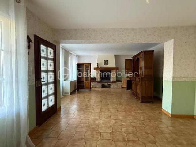 Vente Maison 4 pièces 99 m2 Saint Vincent du Lorouër