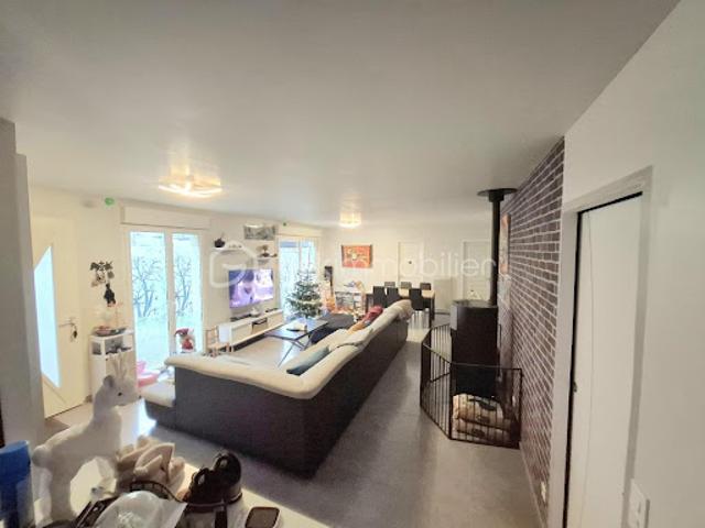 Vente Maison 4 pièces 99 m2 Vauchassis