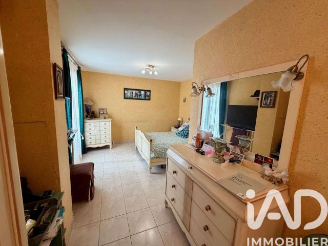 Vente maison 4 pièces Cheray 17