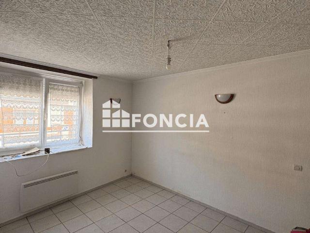Vente maison 4 pièces Dollon 72