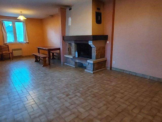 Vente maison 4 pièces Entrammes 53