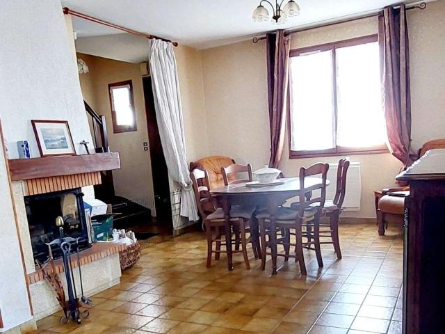 Vente maison 4 pièces Hambers 53
