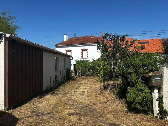 Vente maison 4 pièces La benate 44