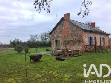 Vente maison 4 pièces Le Louroux Beconnais 49