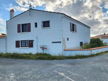 Vente maison 4 pièces Sauzelle 17