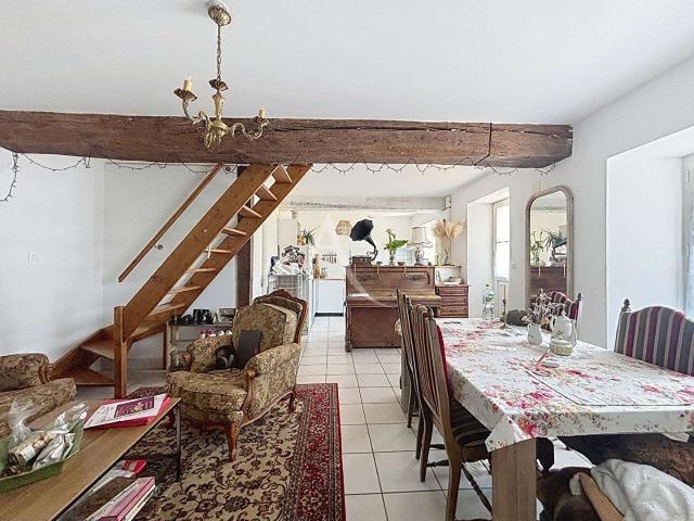 Vente maison 4 pièces Saint Germain des Prés 49