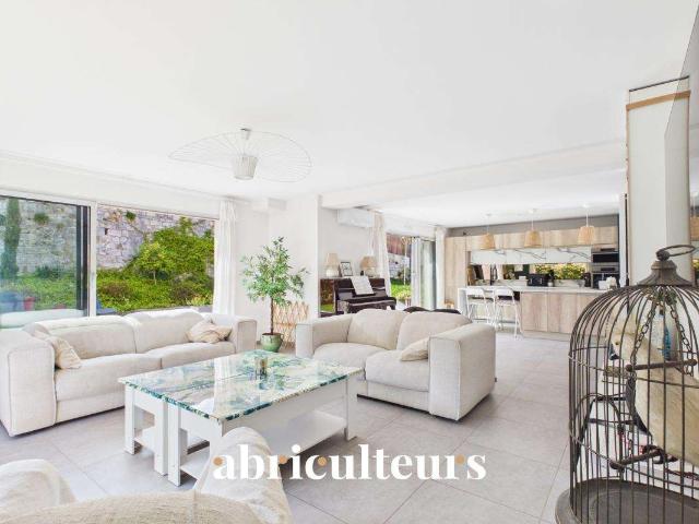 Vente maison 4 pièces Saint Laurent du Var 06