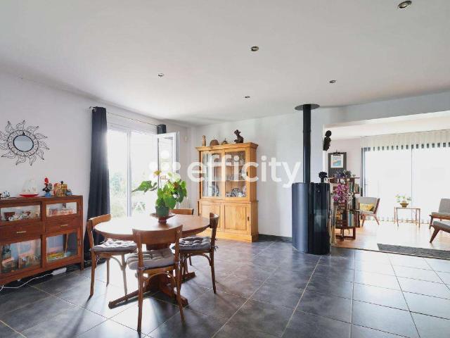 Vente maison 4 pièces Semussac 17
