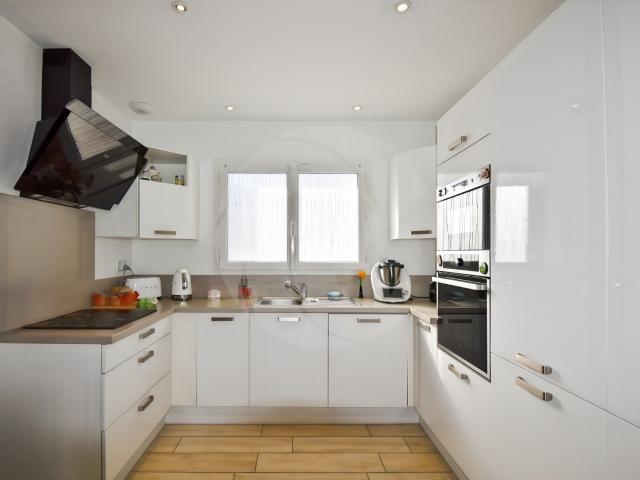 Maison mitoyenne récente T5 de 107 m² Quartier Bas Pays à. 107m² Montauban