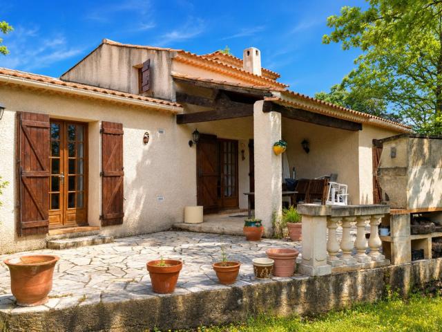 Vente maison 5 Pièce s 124m² Régusse