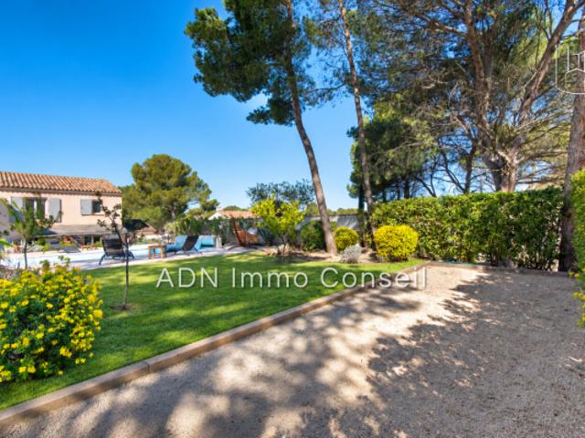 Maison à vendre sur Le Domaine et Golf de Pont Royal