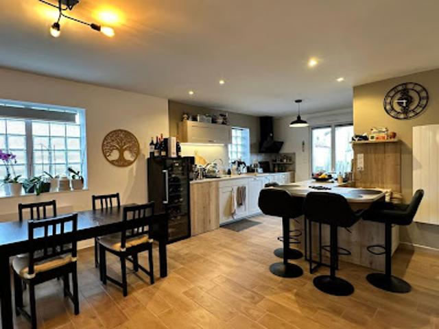 Vente Maison 5 pièces 104 m2 Magnac sur Touvre