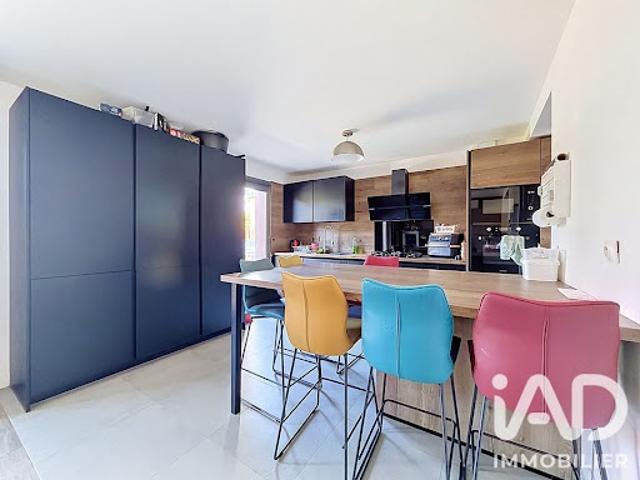 Vente Maison 5 pièces 104 m2 Meyzieu