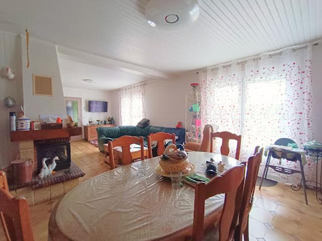 Vente Maison 5 pièces 104 m2 Nercillac
