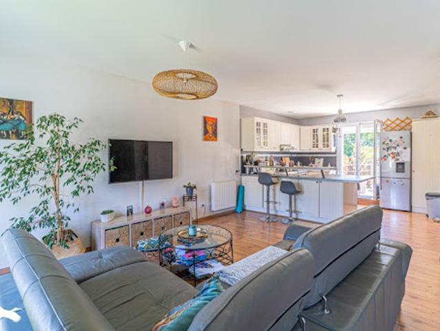 Vente Maison 5 pièces 104 m2 Blanquefort