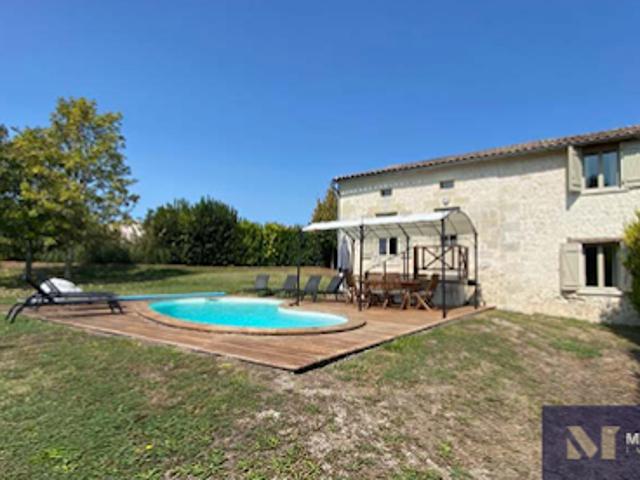 Vente Maison 5 pièces 104 m2 Chalais