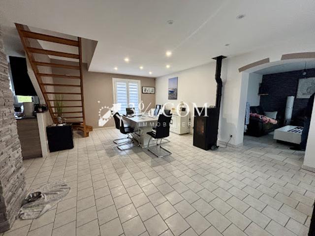 Vente Maison 5 pièces 104 m2 Feuquières en Vimeu