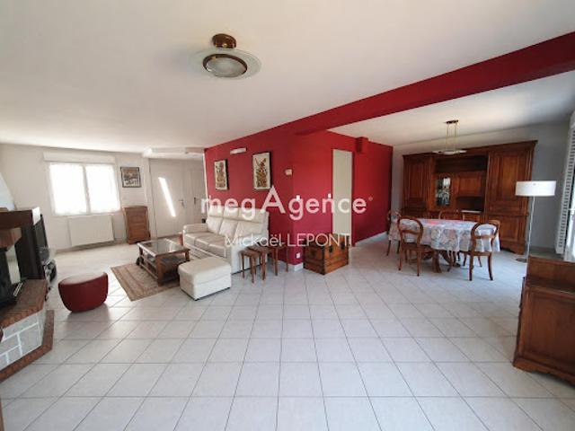 Vente Maison 5 pièces 104 m2 Saint Berthevin