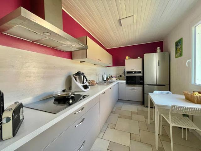 Vente Maison 5 pièces 104 m2 Saint Etienne du Bois