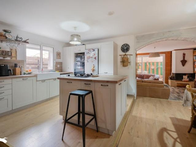 Vente Maison 5 pièces 104 m2 Saint jean de vedas
