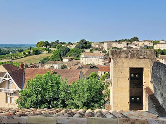 Vente Maison 5 pièces 104.61 m2 Saint Emilion