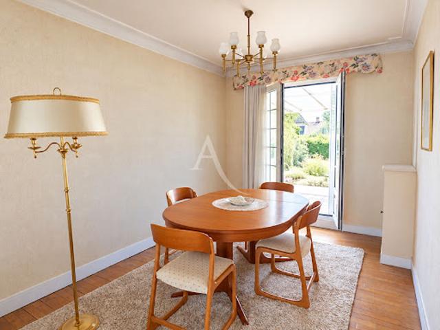 Vente Maison 5 pièces 105 m2 Neuilly sur Marne