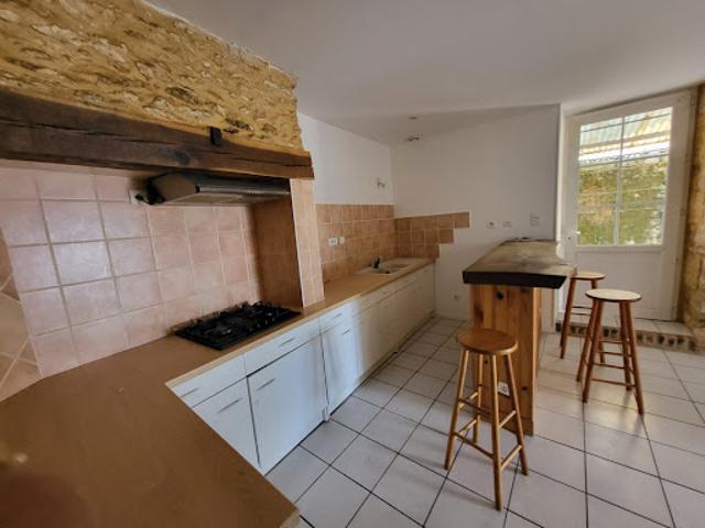 Vente Maison 5 pièces 105 m2 Les Eyzies