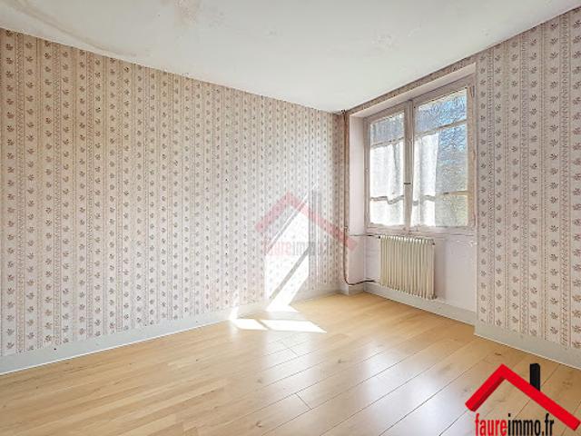 Vente Maison 5 pièces 105 m2 Perpezac le Noir