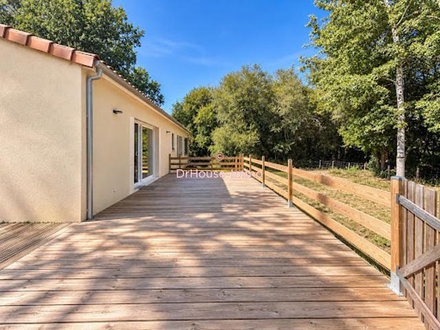 Vente Maison 5 pièces 105 m2 Romagne