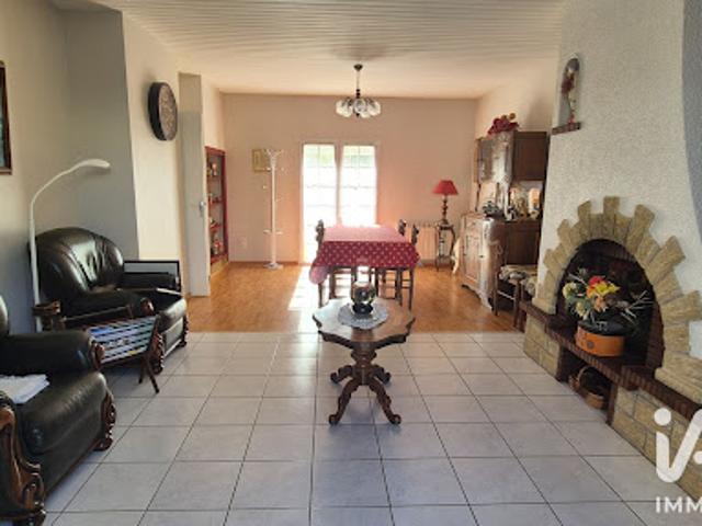 Vente Maison 5 pièces 105 m2 Saint Pierre des Echaubrognes