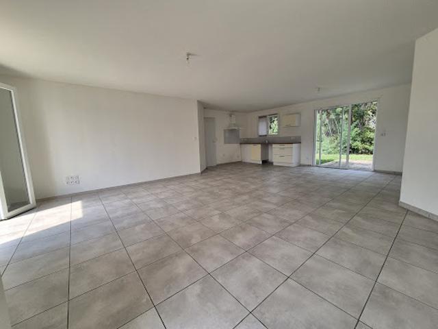 Vente Maison 5 pièces 105 m2 Sainte Livrade sur Lot