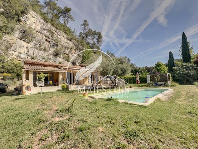 Vente Maison 5 pièces 105 m2 Solliès Toucas