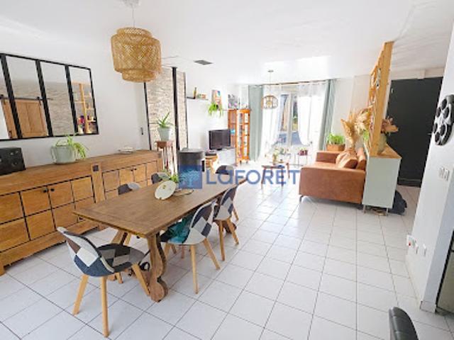 Vente Maison 5 pièces 105 m2 Travecy