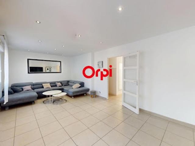 Vente Maison 5 pièces 105 m2 Vaulx en Velin