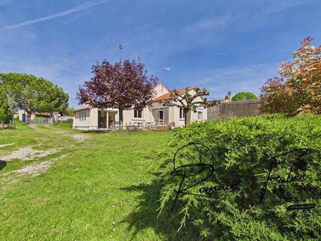 Vente Maison 5 pièces 106 m2 Saint Martin Lacaussade