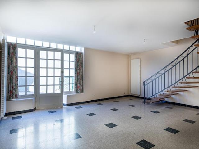 Vente Maison 5 pièces 106 m2 Saint Amour Bellevue