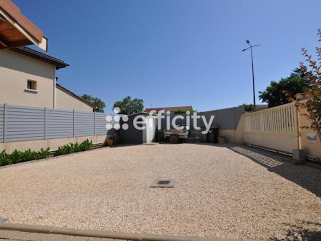 Vente Maison 5 pièces 106 m2 Saint Fons