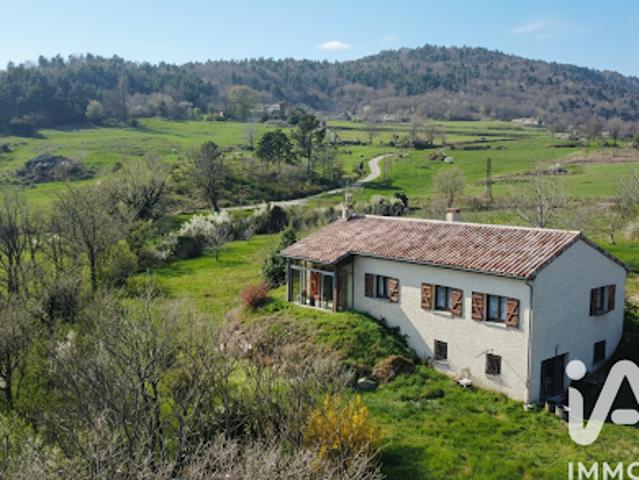Vente Maison 5 pièces 106 m2 Saint Victor