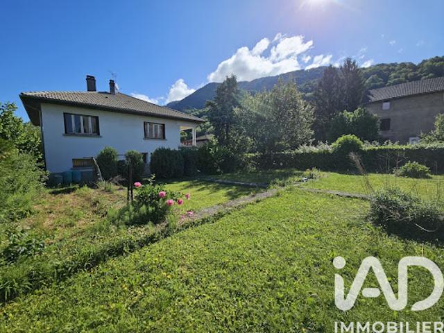 Vente Maison 5 pièces 106 m2 Tencin