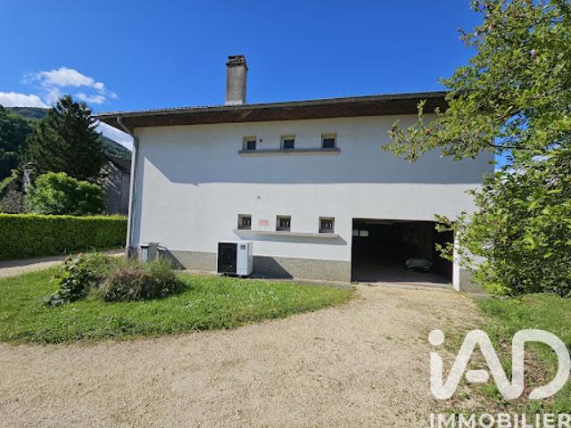 Vente Maison 5 pièces 106 m2 Tencin
