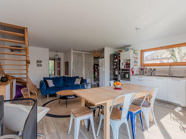 Vente Maison 5 pièces 106 m2 Vaulx en Velin