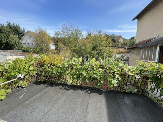 Vente Maison 5 pièces 106.05 m2 Villeneuve Saint Georges