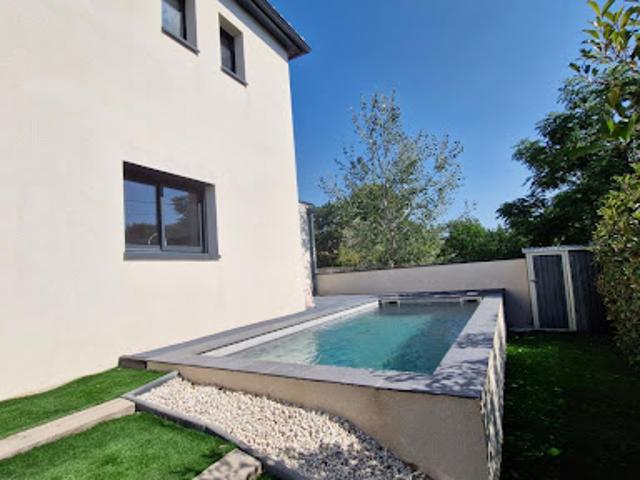 Vente Maison 5 pièces 106 m2 Villeneuve les avignon