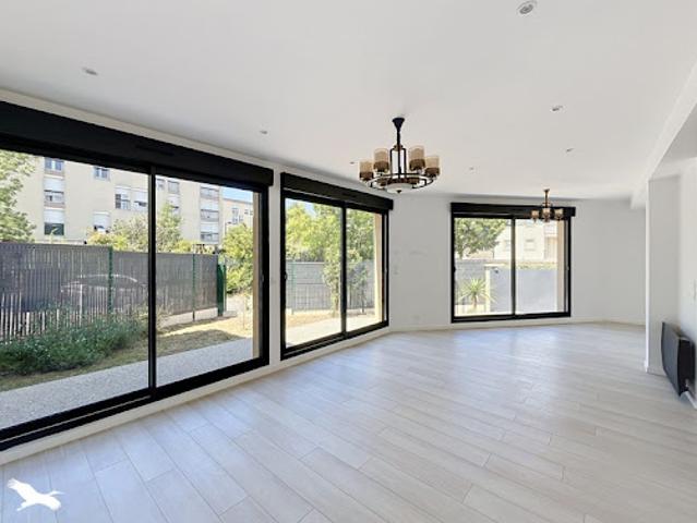Vente Maison 5 pièces 107 m2 Mantes la Ville