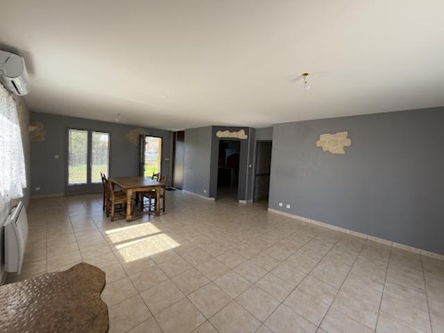 Vente Maison 5 pièces 107 m2 Blanquefort